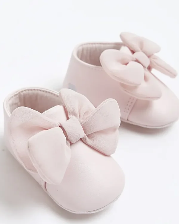 Baby girls pink bow booties