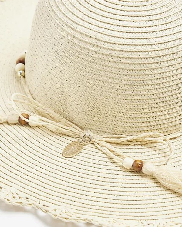 Beige straw beaded hat