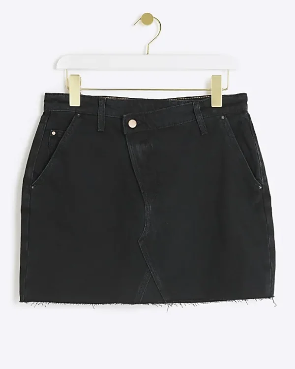 Black asymmetric waist denim mini skirt