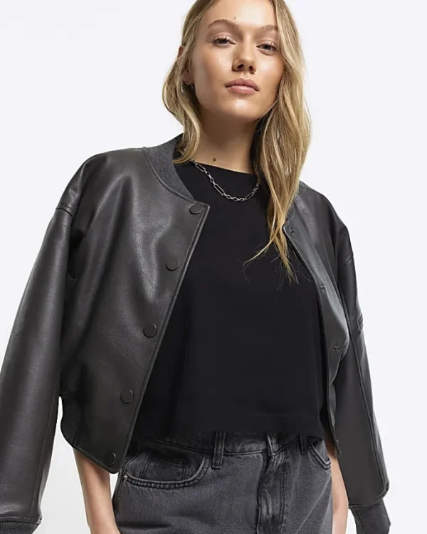 Black Boxy Cropped T-Shirt