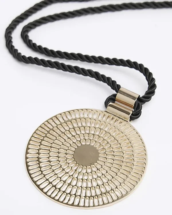 Black Circle Pendant Necklace