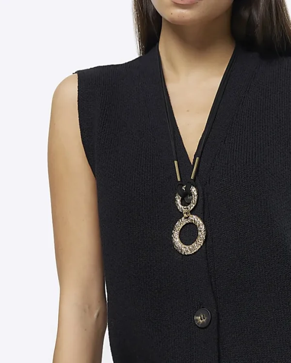 Black open circle necklace