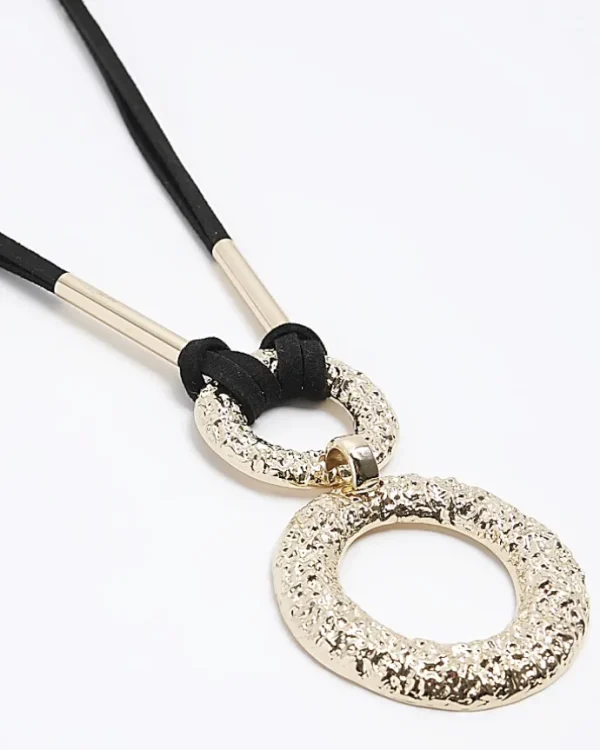 Black open circle necklace