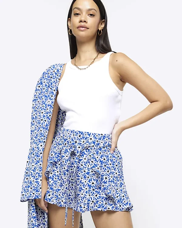 Blue floral belted shorts