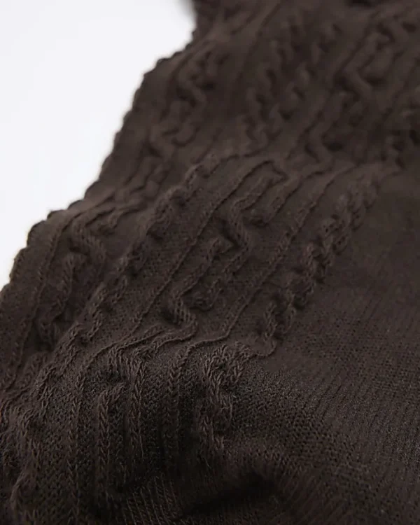 Brown cable knit frill ankle socks