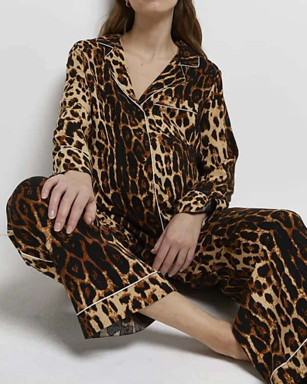 Brown leopard print maternity pyjama shirt