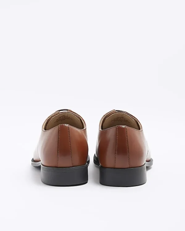 Brown pointed formal derby shoes