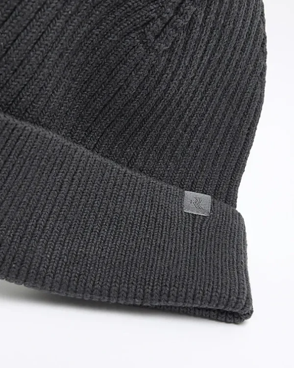 Dark grey rib beanie