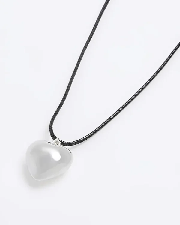 Girls silver heart necklace