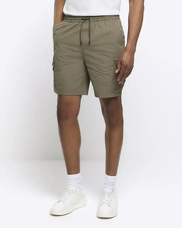 Khaki regular fit cargo shorts