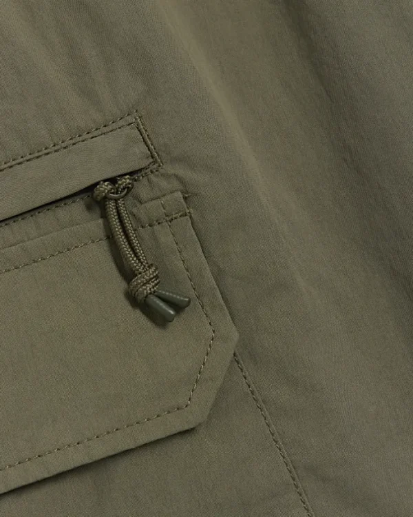 Khaki regular fit cargo shorts