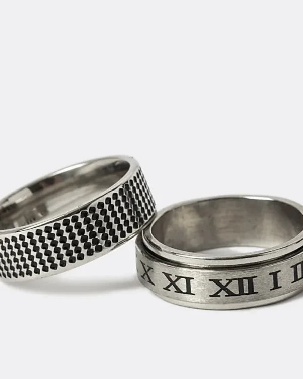 Silver colour stainless steel embossed rings