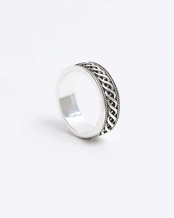 Silver colour twist ring