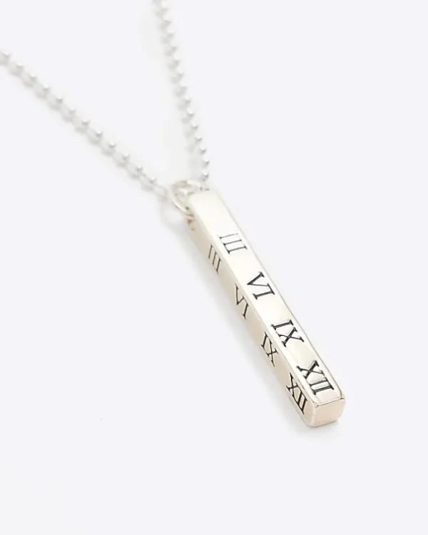 Silver plated bar pendant necklace